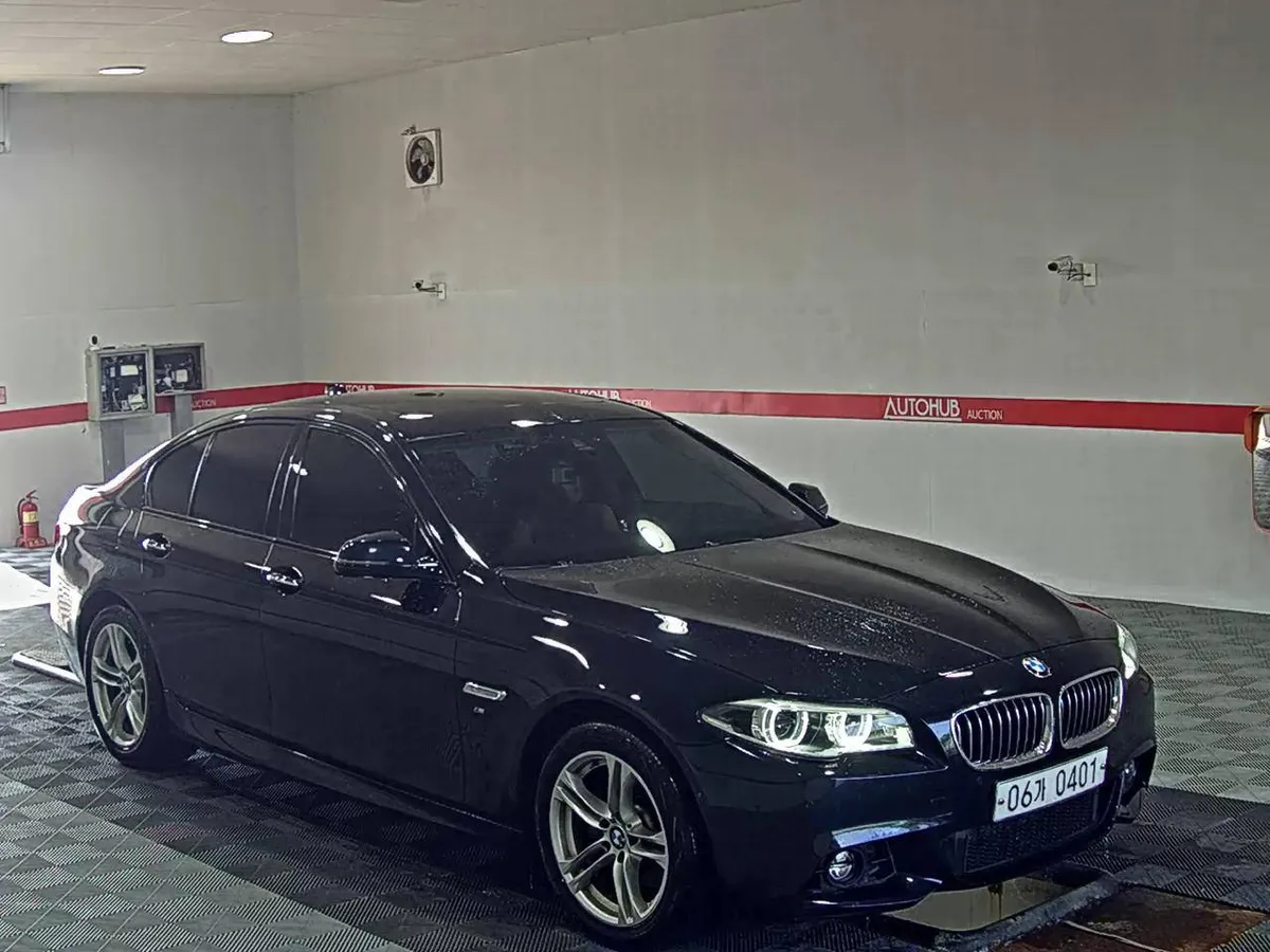 BMW 5- 2016