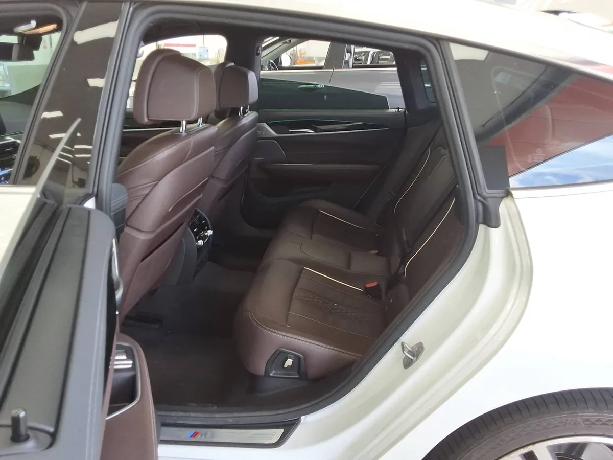 BMW 6 SERIES 6 2023