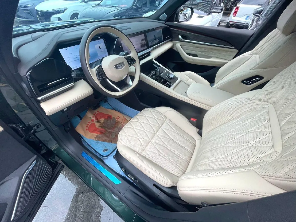 GEELY XINGYUE L 2025