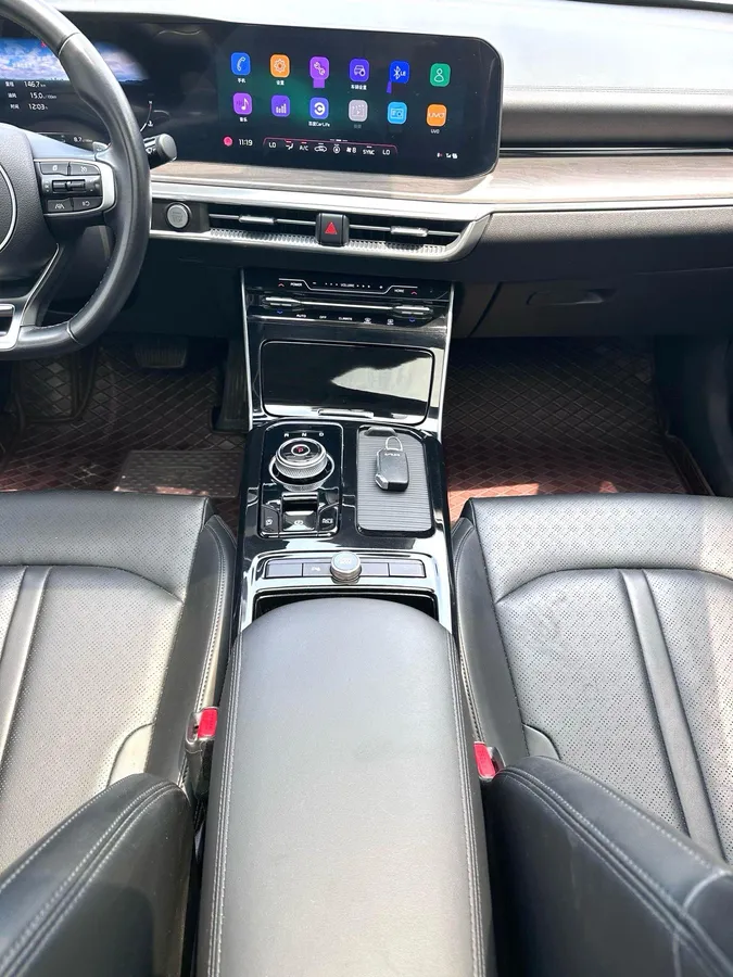 KIA K5 2023