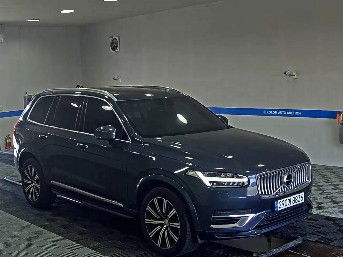 VOLVO XC90 2021