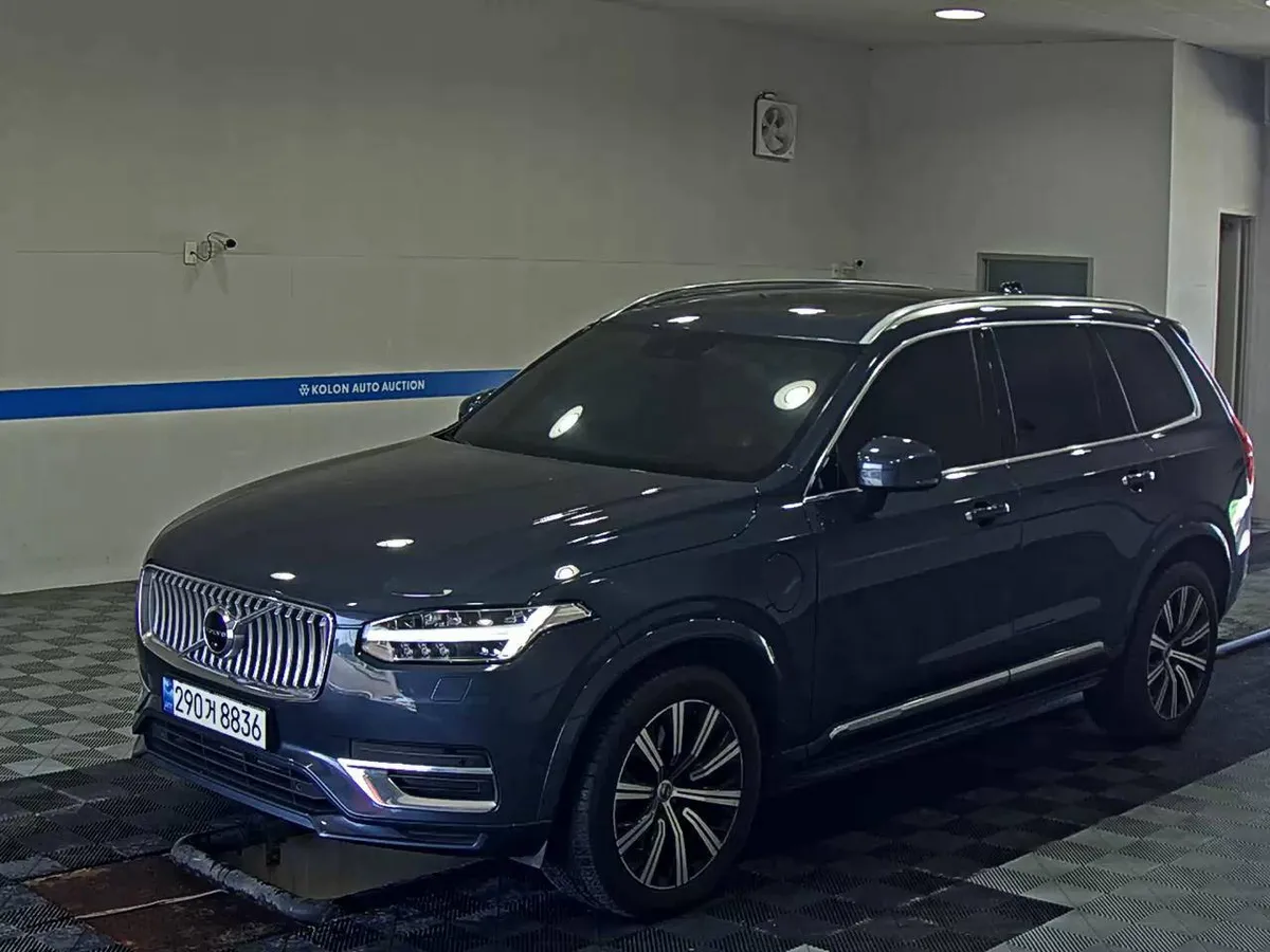VOLVO XC90 2021