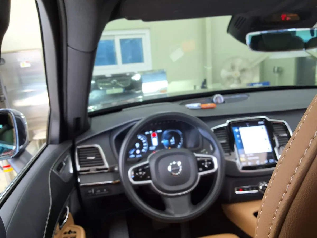 VOLVO XC90 2021