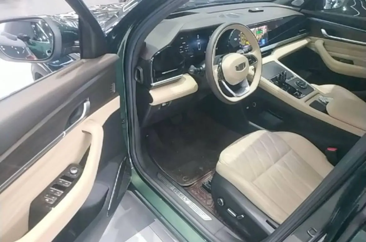 GEELY XINGYUE L 2025