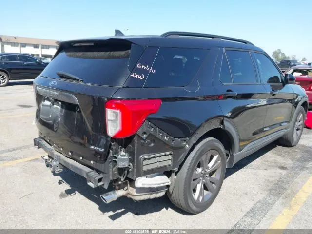FORD EXPLORER XLT 2022