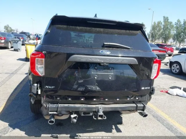 FORD EXPLORER XLT 2022