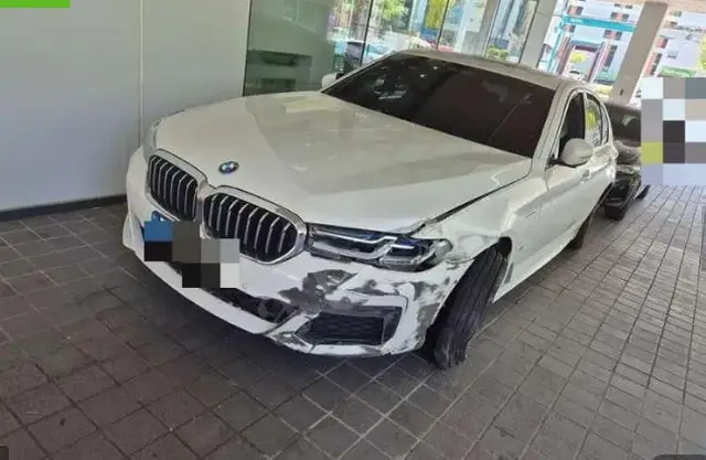 BMW 530E 2021