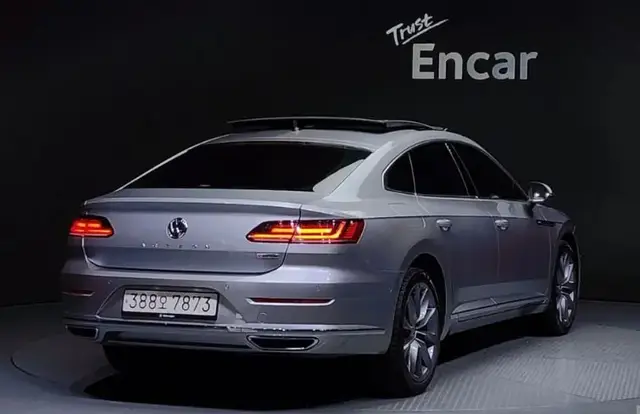 VOLKSWAGEN ARTEON 2020