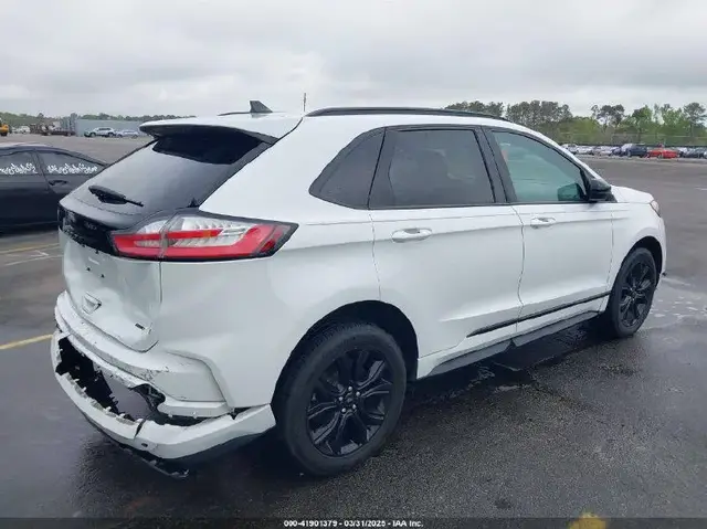 FORD EDGE SE 2021