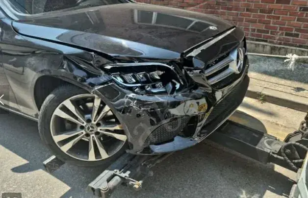 MERCEDES-BENZ C220 D 4MATIC 2021