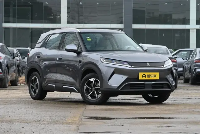 BYD YUAN UP INTELLIGENT DRIVING 2025