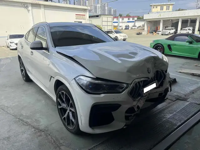 BMW X6 XDRIVE 40I 2022