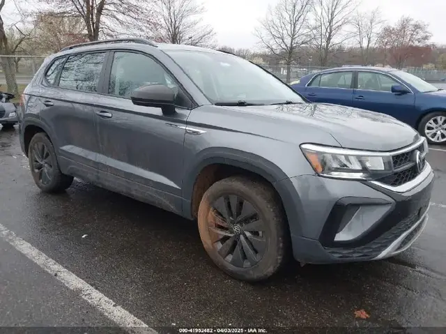 VOLKSWAGEN TAOS 2022