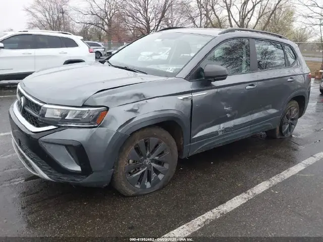 VOLKSWAGEN TAOS 2022