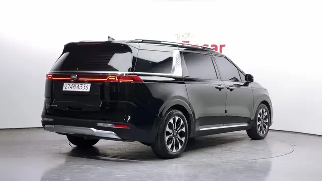 KIA CARNIVAL SIGNATURE 2021