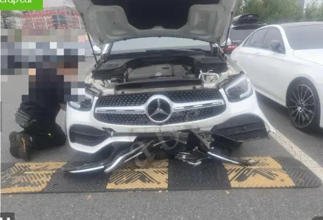 MERCEDES-BENZ GLC300 4MATIC COUPE 2022