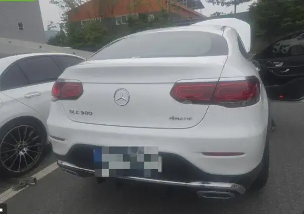 MERCEDES-BENZ GLC300 4MATIC COUPE 2022