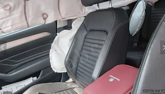 VOLKSWAGEN PASSAT GT 2 2021