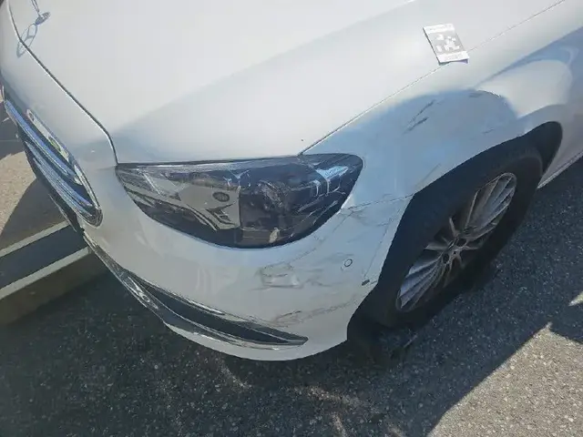 MERCEDES-BENZ E250 2022