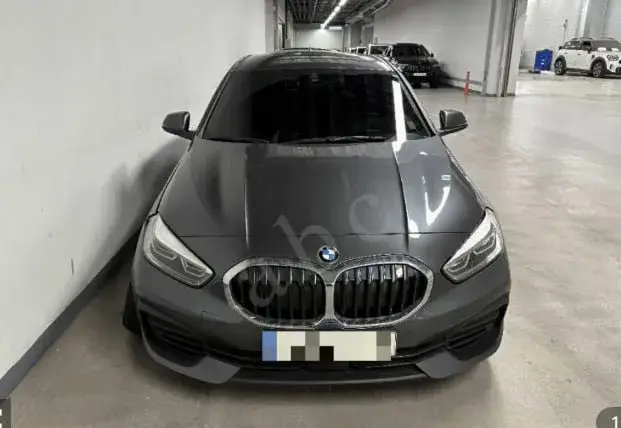 BMW 120I 2021