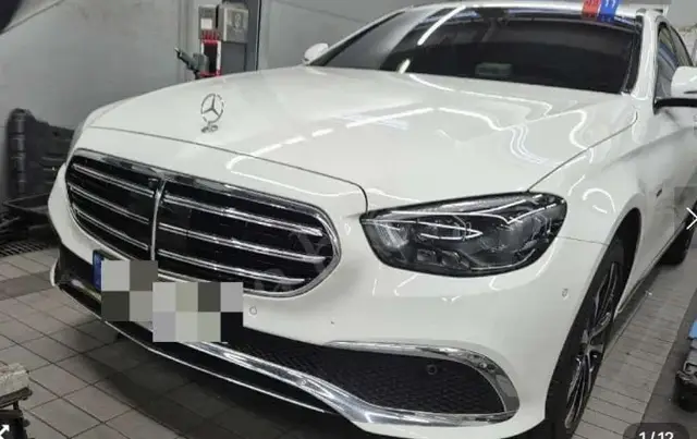 MERCEDES-BENZ E300 E 4MATIC 2021