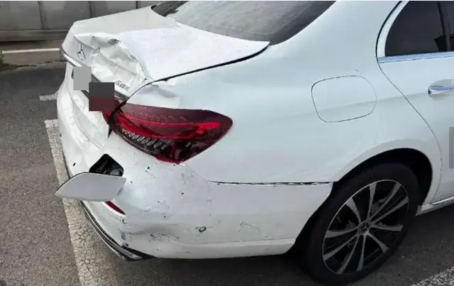 MERCEDES-BENZ E300 E 4MATIC 2021