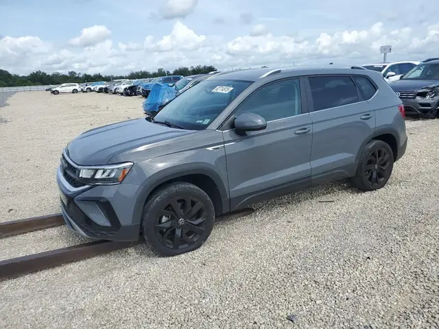 VOLKSWAGEN TAOS 2022