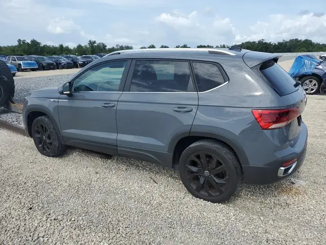 VOLKSWAGEN TAOS 2022