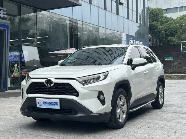 TOYOTA RAV4 2020