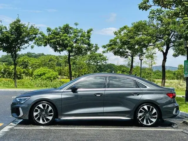 AUDI A3L LIMOUSINE 35 TFSI 2024