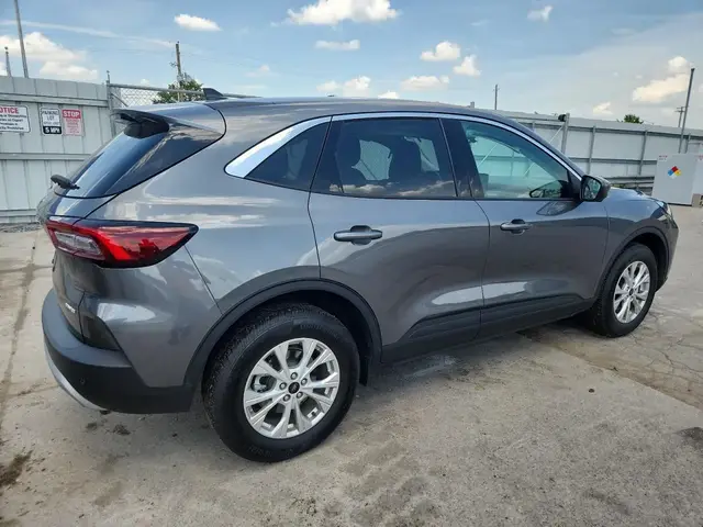 FORD ESCAPE 2023