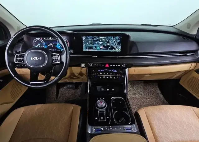 KIA CARNIVAL NOBLESSE 2021