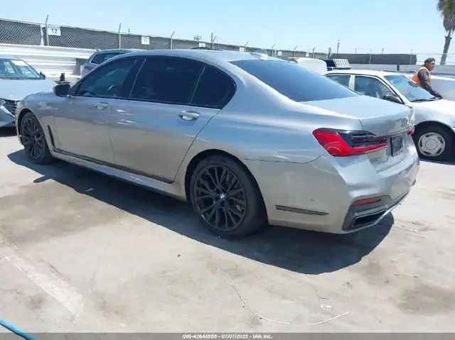 BMW 7 SERIES 740I 2022