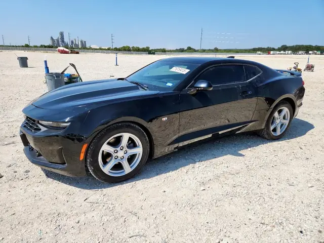 CHEVROLET CAMARO LS 2021
