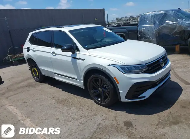 VOLKSWAGEN TIGUAN 2023
