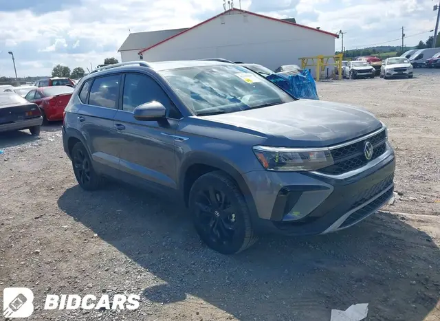 VOLKSWAGEN TAOS 2022