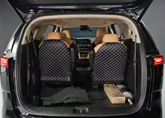 KIA CARNIVAL 9-SEATER NOBLESSE 2021