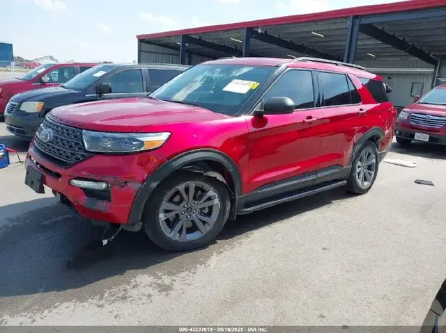 FORD EXPLORER XLT 2021