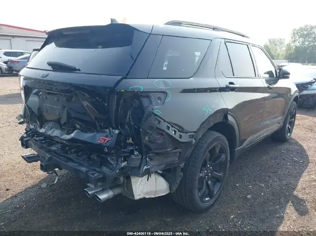 FORD EXPLORER ST 2021