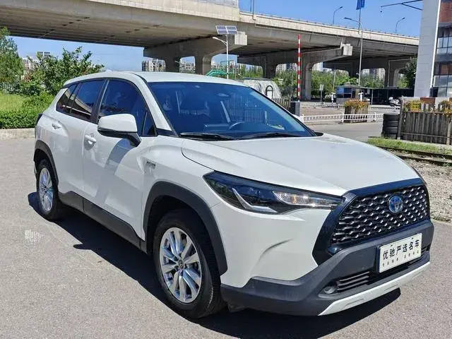 TOYOTA COROLLA SHARP 2024