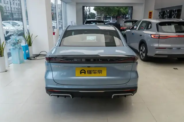 GEELY GALAXY L6 LONG-DISTANCE EDITION 2025