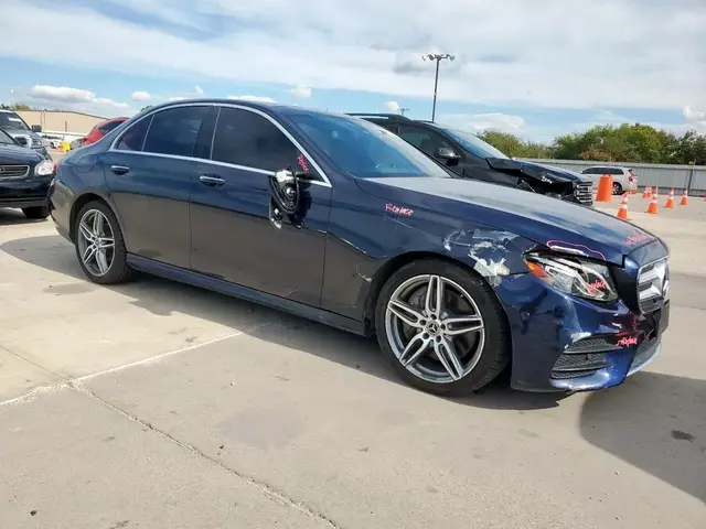MERCEDES-BENZ E-CLASS 300 4 MATIC 2018