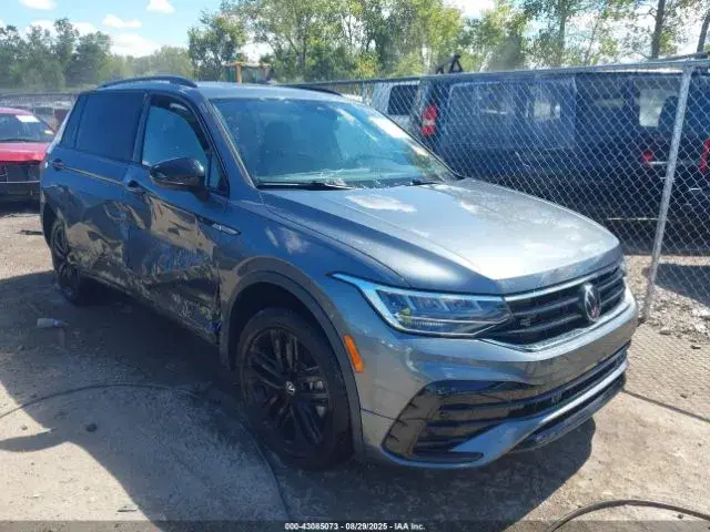 VOLKSWAGEN TIGUAN 2022