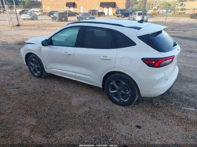 FORD ESCAPE ST-LINE 2023