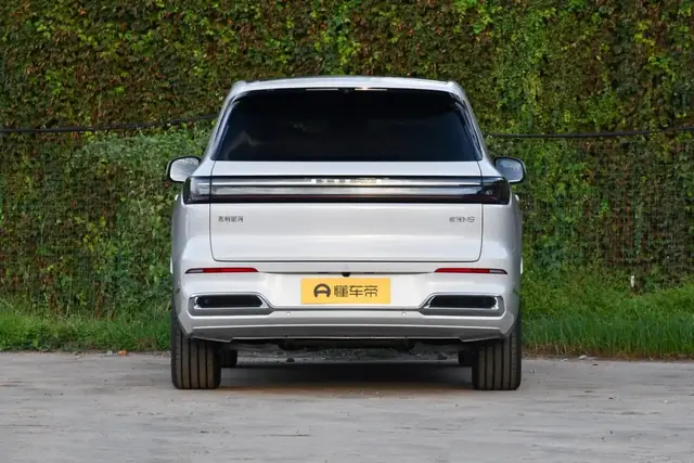 GEELY GALAXY 210 AWD NAVIGATOR 2025