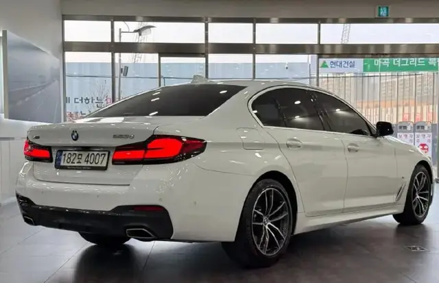 BMW 5 SERIES 5 523D XDRIVE M 2021