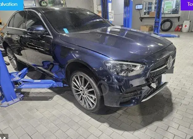 MERCEDES-BENZ E350 4MATIC 2022
