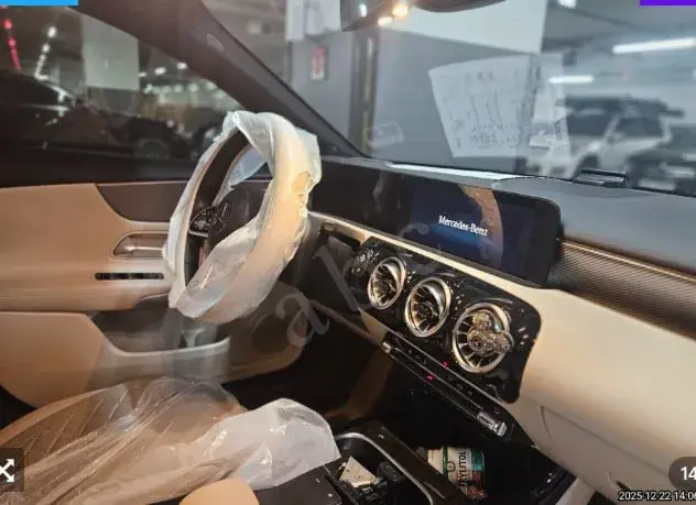 MERCEDES-BENZ A220 SEDAN 2022