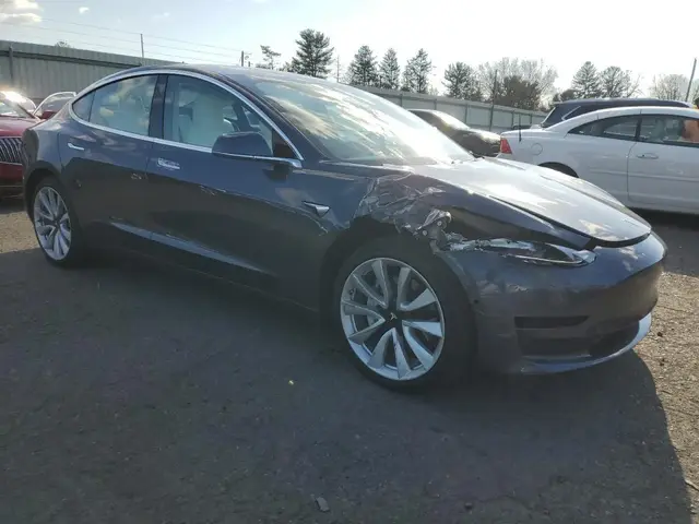 TESLA MODEL 3 2018