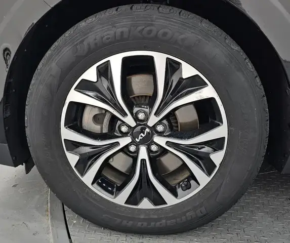 KIA CARNIVAL NOBLESSE 2021